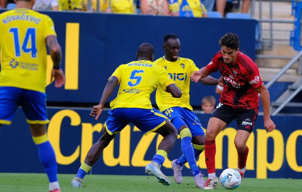 Mirandes vs Cadiz CF